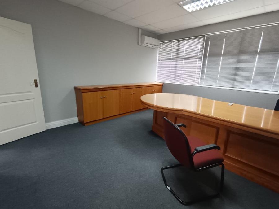To Let Commercial Property for Rent in Lorraine Eastern Cape